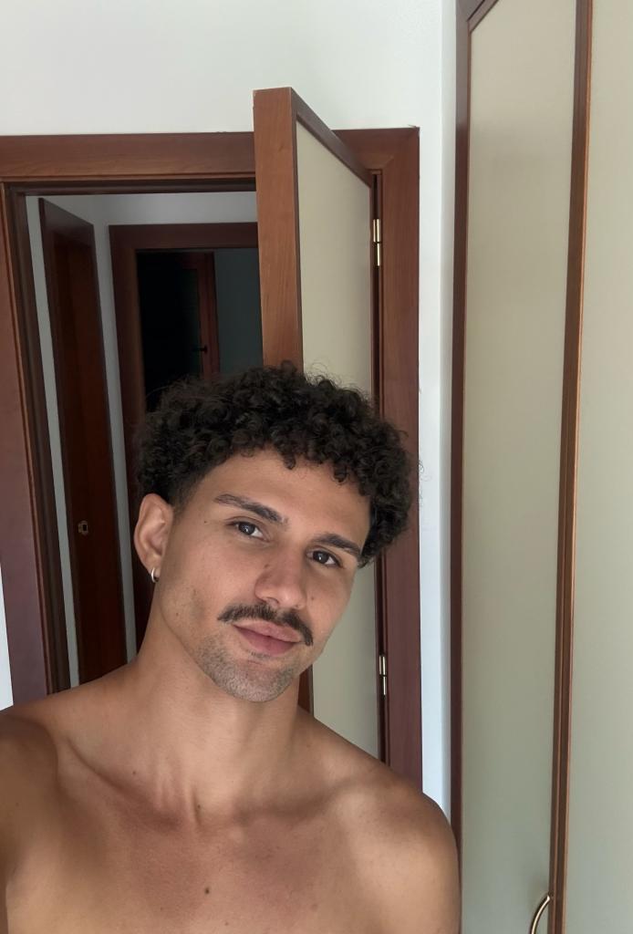 613904826: Chico busca chica en Málaga
