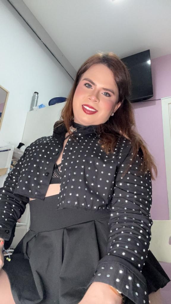 653031852: Transexual en Barcelona