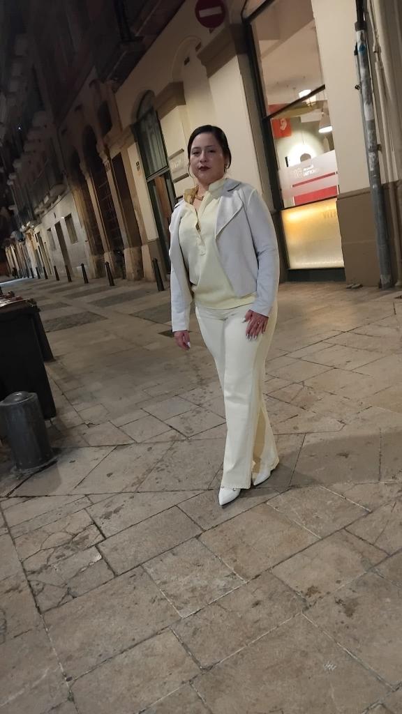 Chica busca chico en Huesca: 