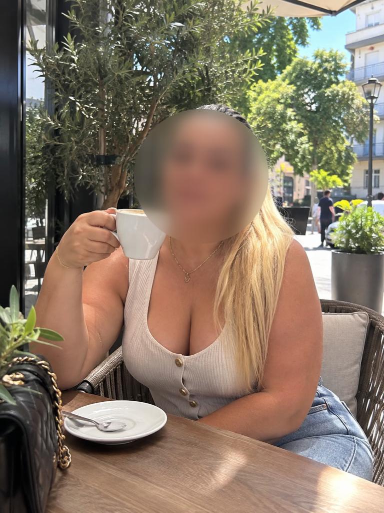 604288598: Chica busca chico en Pontevedra