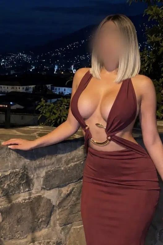 Chica busca chico en La Coruña: 
