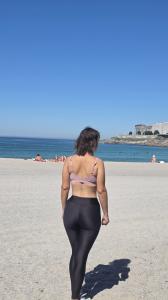 664616927: Chica busca chico en La Coruña