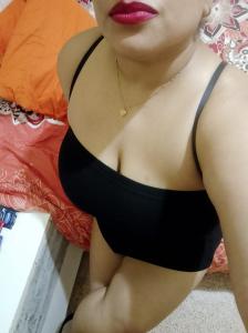 664295581: Chica busca chico en Almería