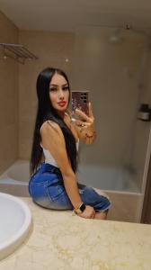613506245: Chica busca chico en Zaragoza