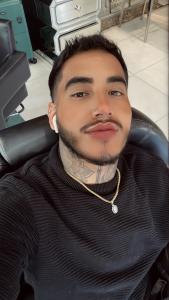 605195031: Chico busca chica en Valencia