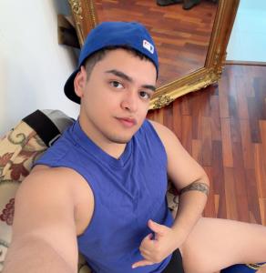 695091078: Chico busca chica en León