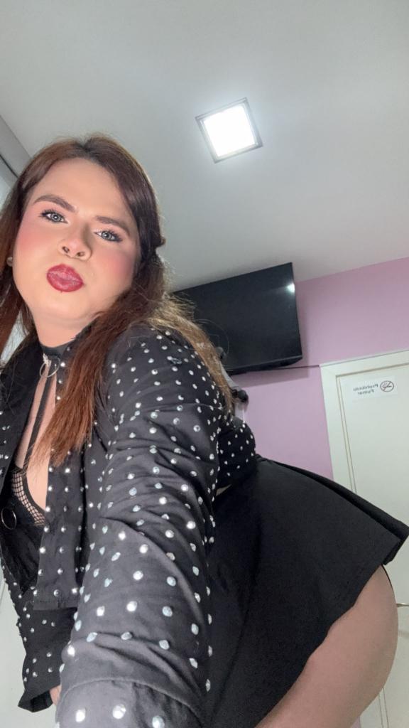 653031852: Travesti en Barcelona