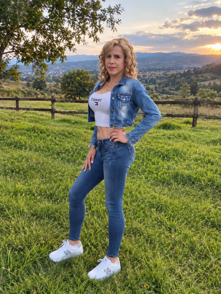 678188964: Transexual en Jaén