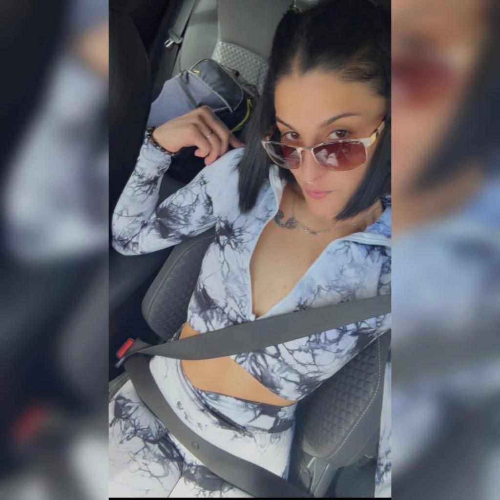 653984905: Chica busca chico en Valencia