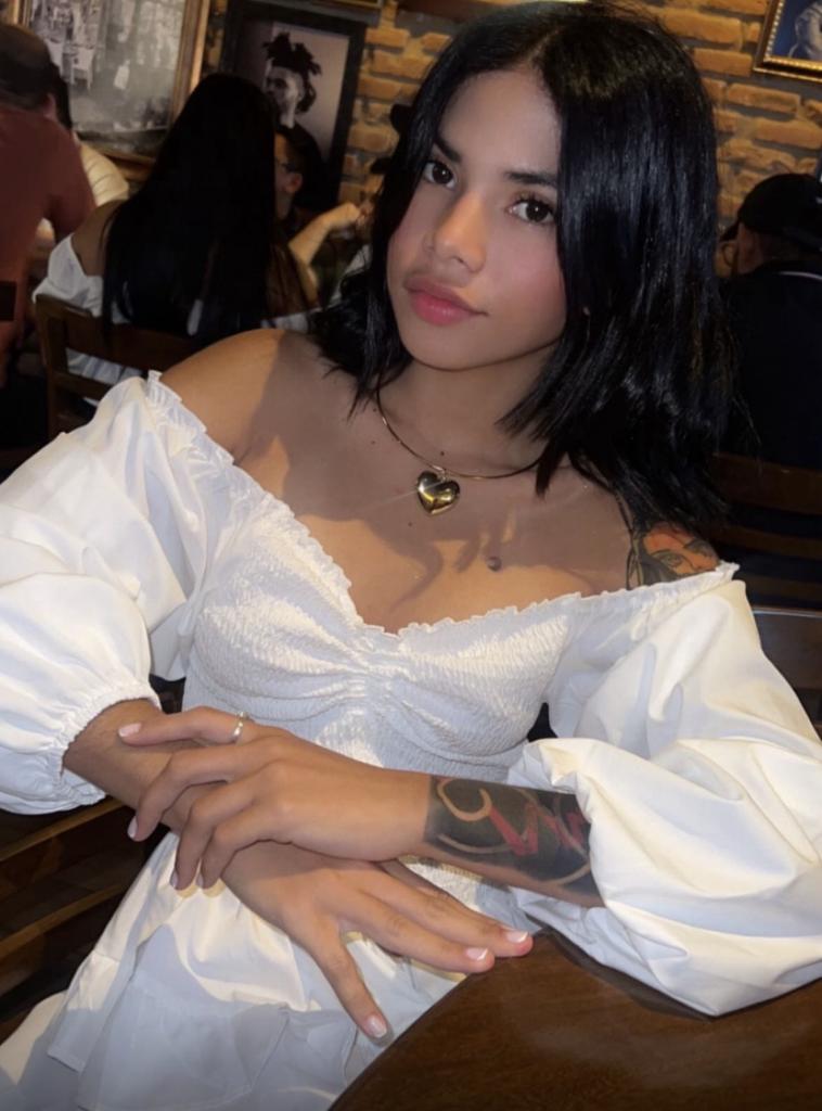 632430557: Chica busca chico en Cantabria