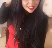 613207649: Chica busca chico en Navarra