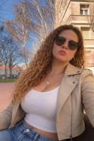 672569765: Chica busca chico en Navarra
