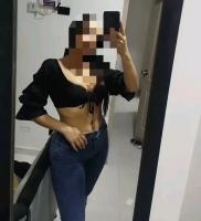 643713890: Chica busca chico en Lérida