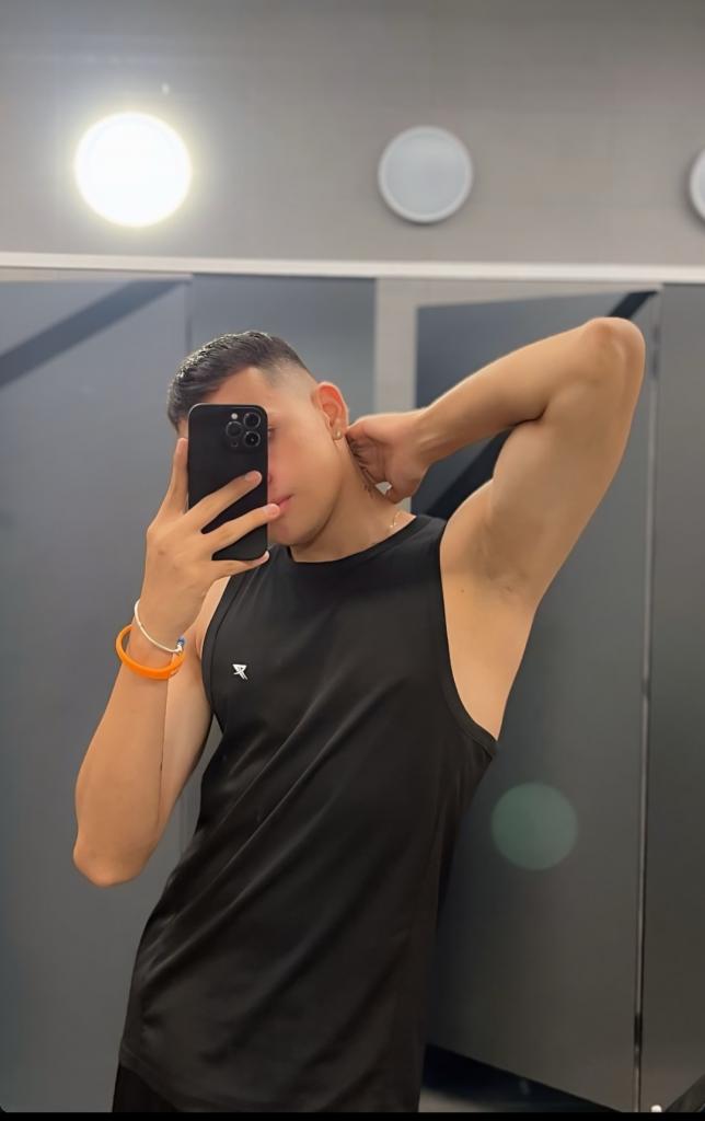 Chico busca chica en Málaga: 