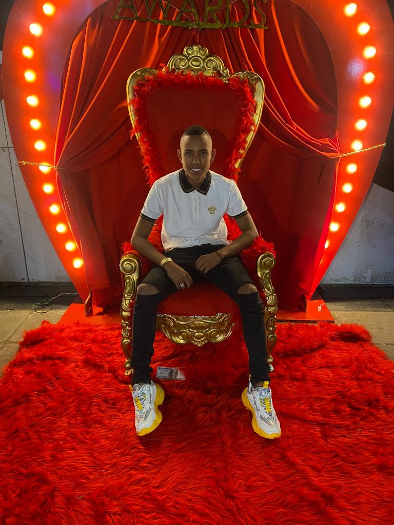 632436999: Chico busca chica en Mallorca