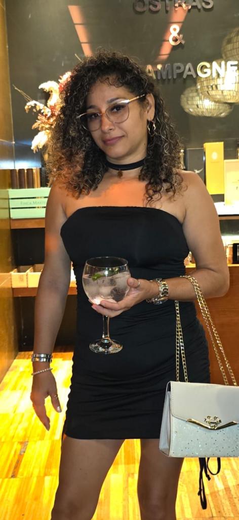 Chica busca chico en Cádiz: Chica busca chico