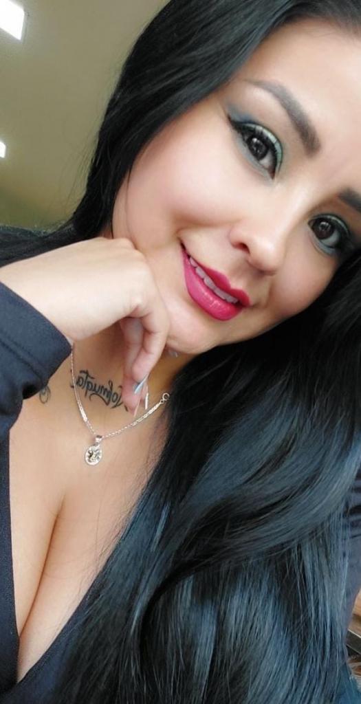 604825706: Chica busca chico en Menorca