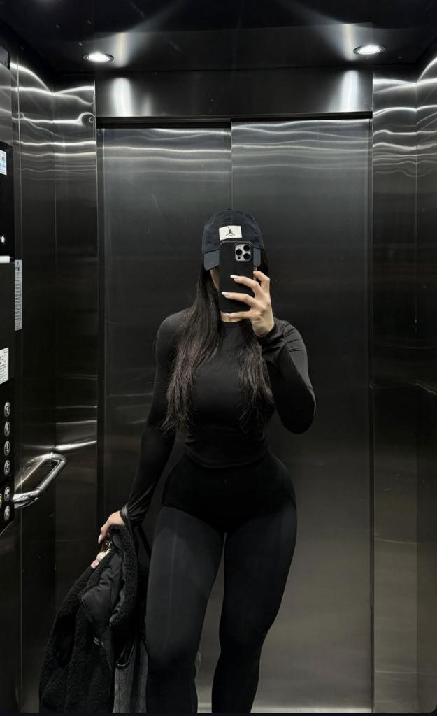 613121956: Chica busca chico en Cádiz