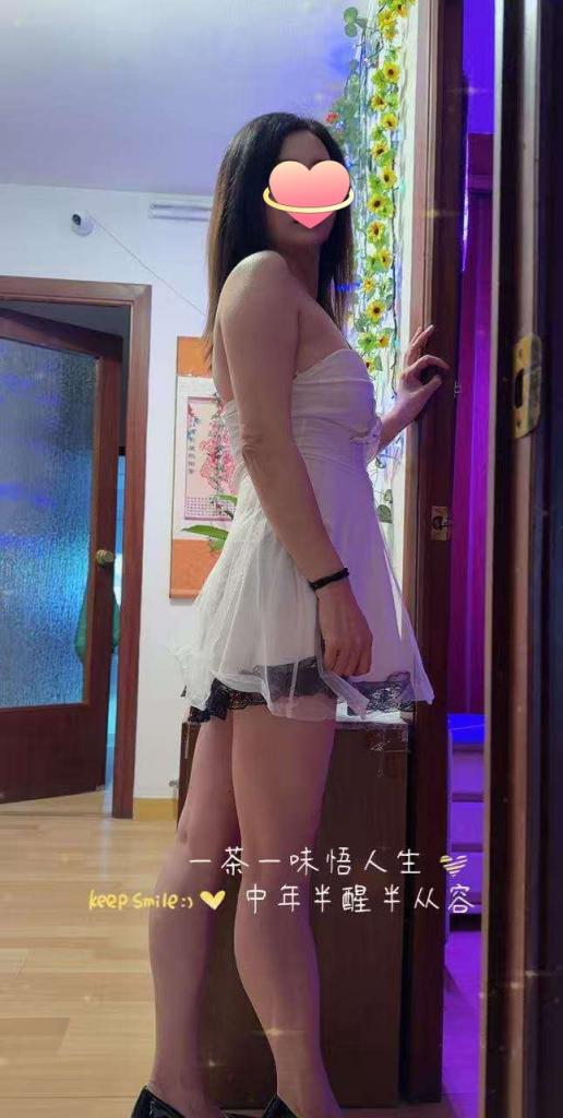 645686899: Chica busca chico en Tarragona