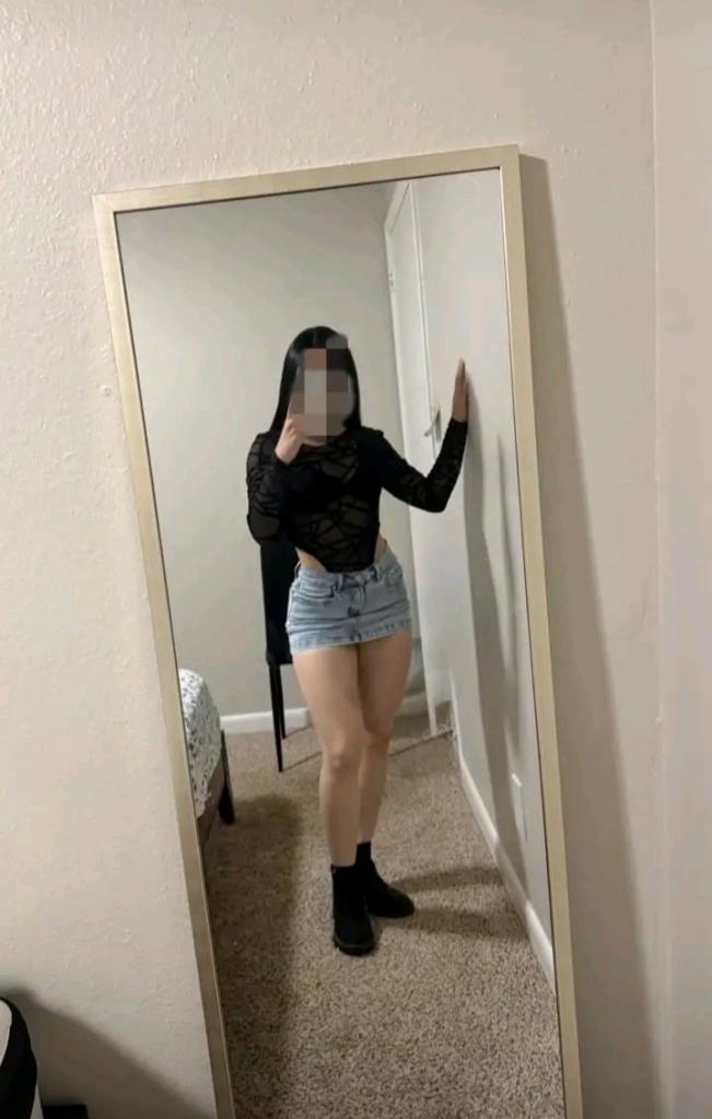 Chica busca chico en Lérida: 