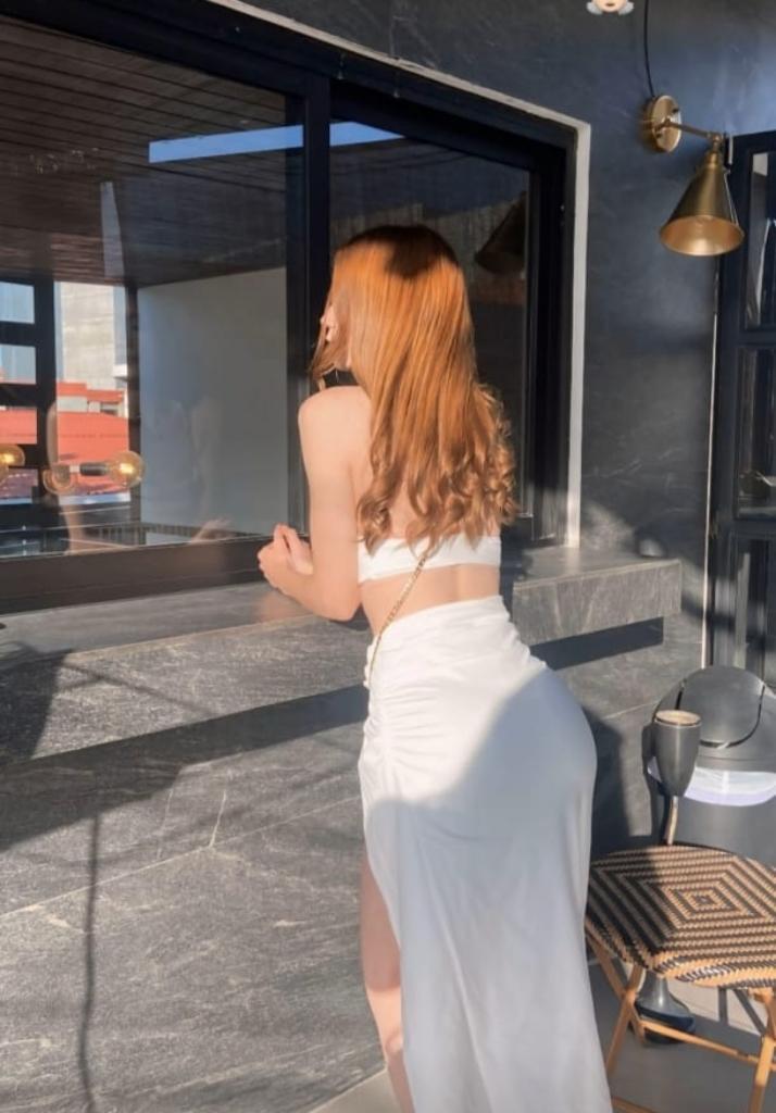 Chica busca chico en Sevilla: 