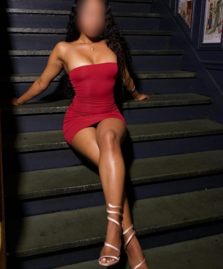 613667497: Chica busca chico en Guipúzcoa