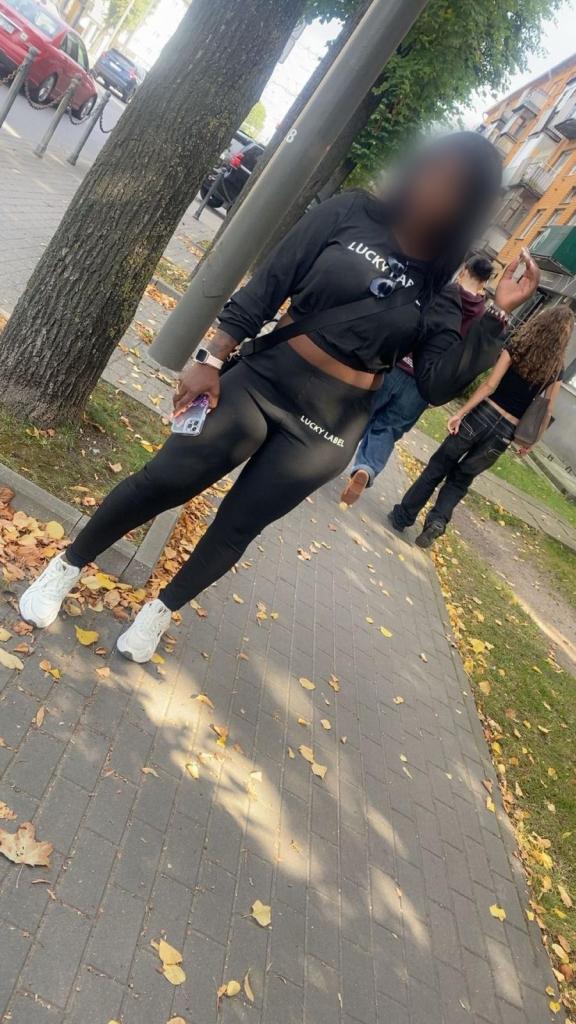 Chica busca chico en Jaén: 