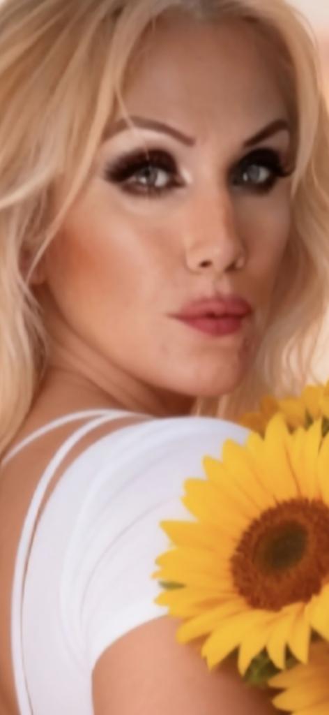 722866088: Transexual en Barcelona