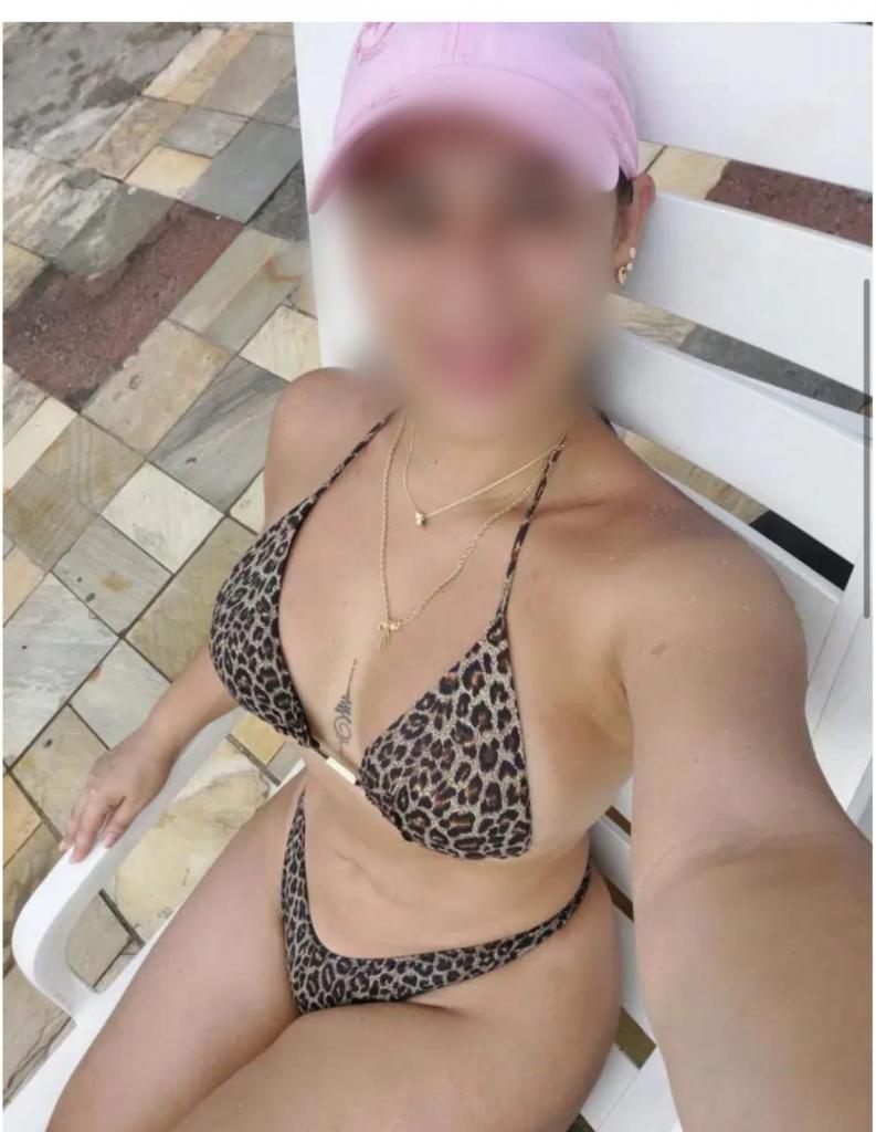 Chica busca chico en Granada: 