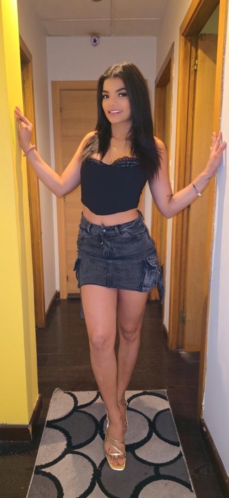 680615957: Chica busca chico en Pontevedra