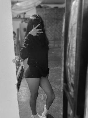 Chica busca chico en Murcia: Chica busca chico