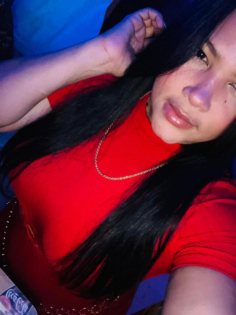 Chica busca chico en Almería: 