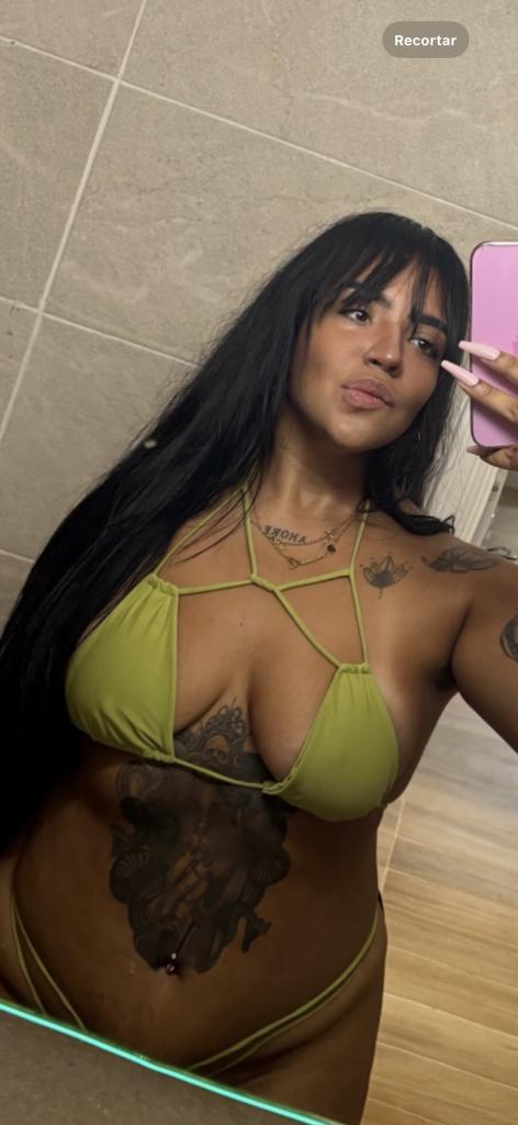 Chica busca chico en Tenerife: 