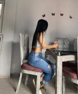 643930312: Chica busca chico en Jaén