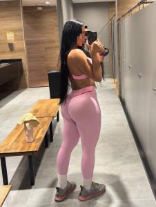 641086161: Chica busca chico en Gerona