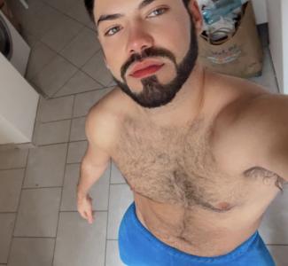 670410693: Chico busca chica en Jaén