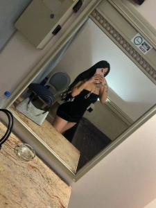 644499046: Chica busca chico en Madrid