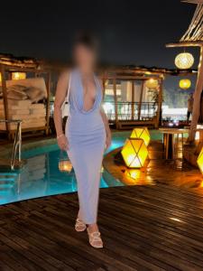 605389801: Chica busca chico en Tenerife