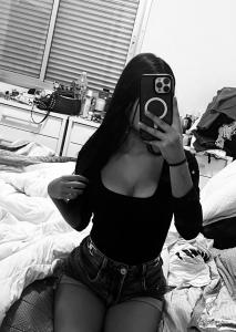 671392716: Chica busca chico en Málaga