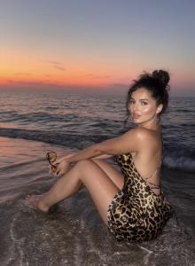 613466131: Chica busca chico en Málaga