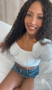 632877597: Chica busca chico en Málaga