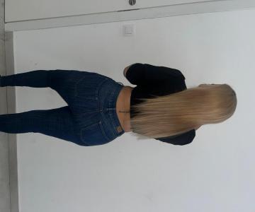 607024370: Chica busca chico en Barcelona