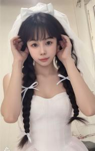 697964418: Chica busca chico en Madrid