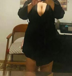 672988631: Chica busca chico en Alicante