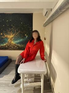 671108932: Chica busca chico en Barcelona