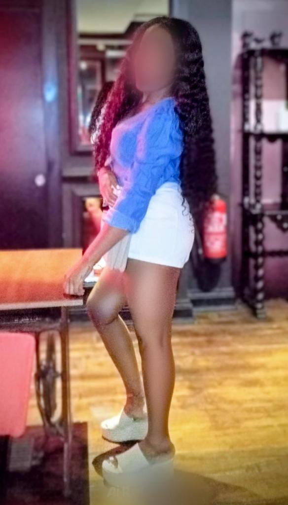 641922458: Chica busca chico en Valencia