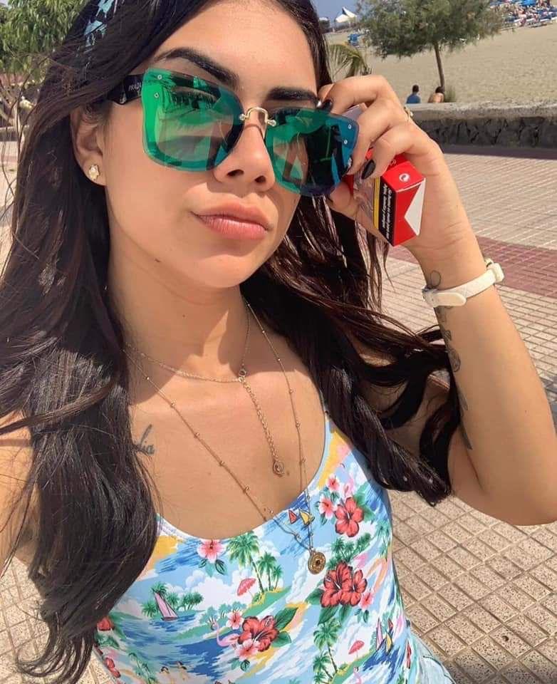 Chica busca chico en Tenerife: 