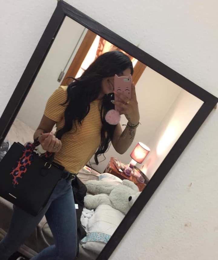 Chica busca chico en Tenerife: 