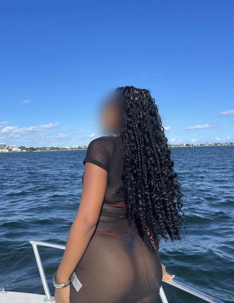 Chica busca chico en Badajoz: Chica busca chico