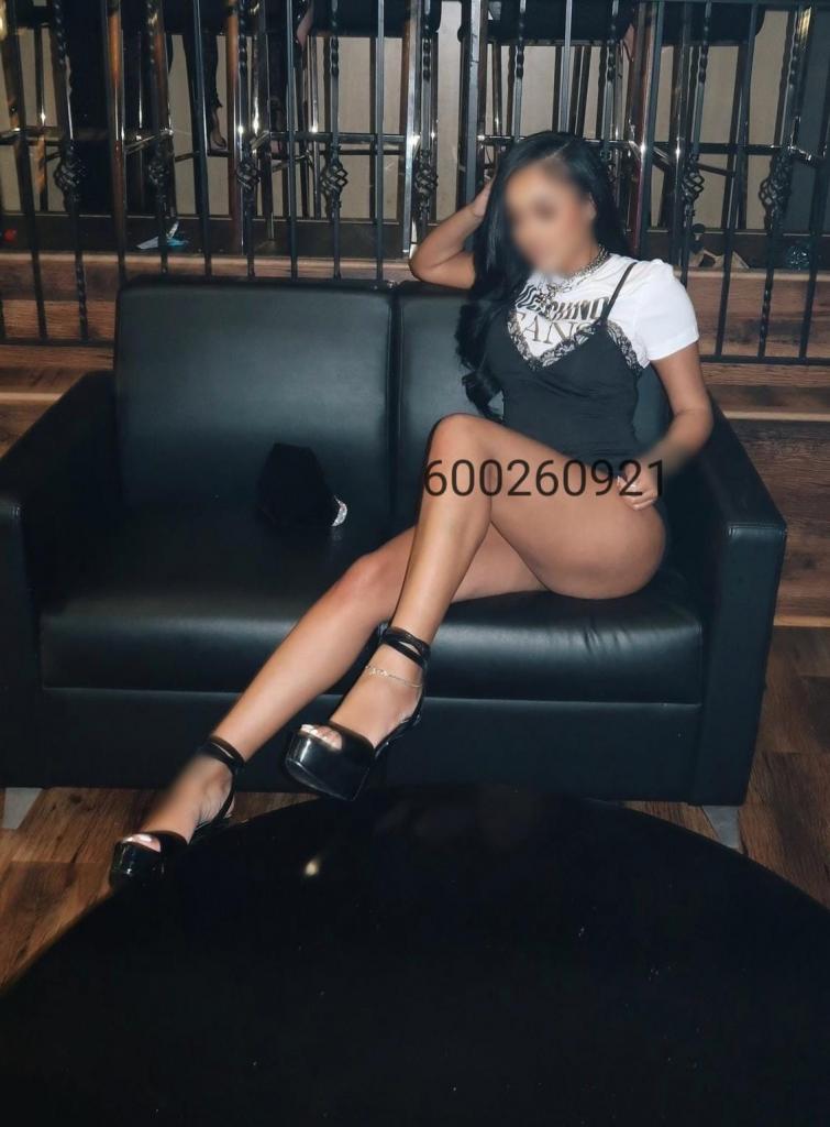 Chica busca chico en La Coruña: 